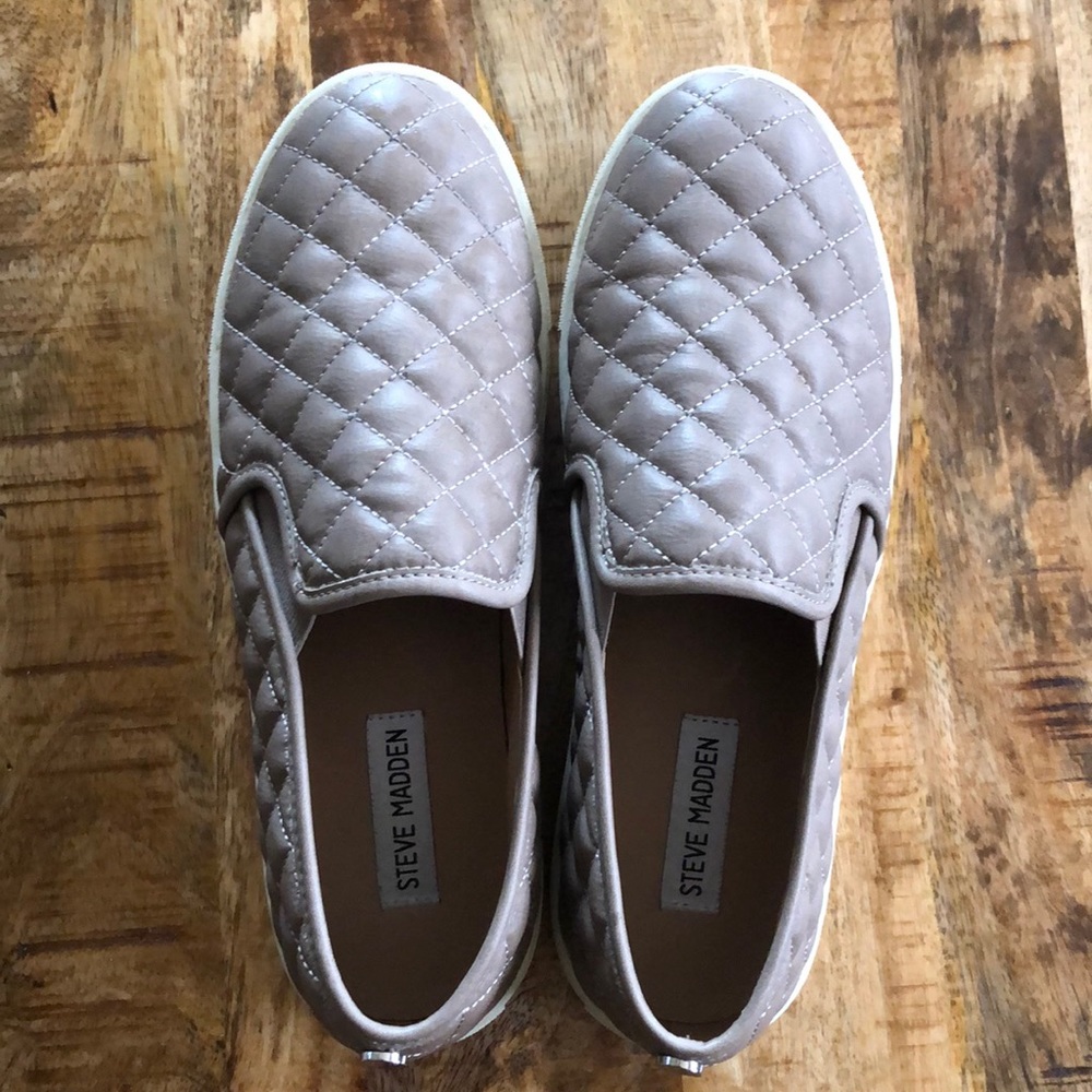 Steve Madden Slip ons
